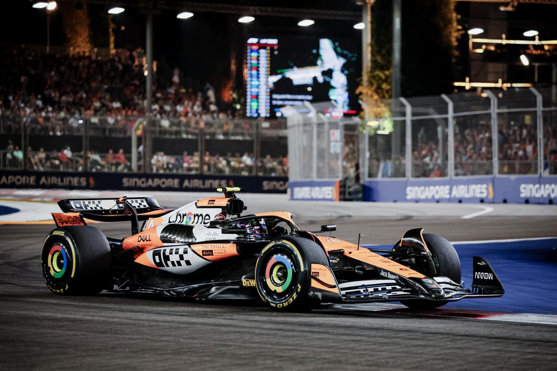 Lando Norris ganó el gran premio en Singapur por delante de Max Verstappen