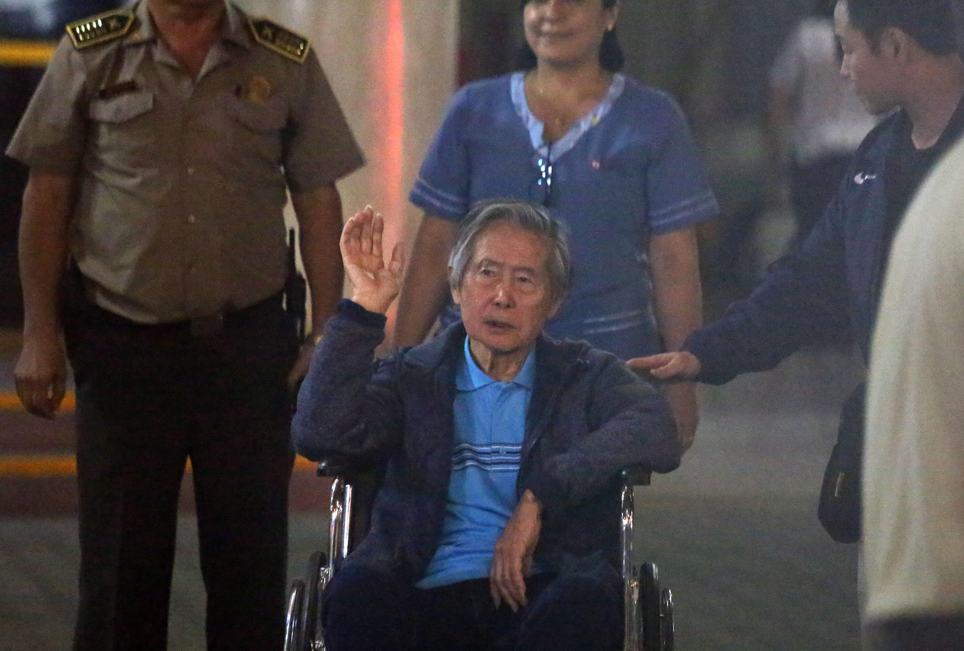 Médico de Alberto Fujimori afirmó que el expresidente peruano “está luchando” por su vida