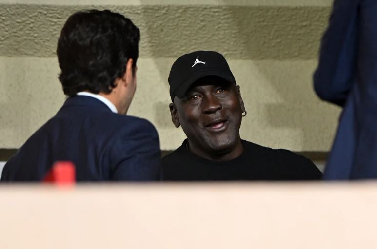 Entorno de Michael Jordan se pronunció tras FOTOS de la leyenda de NBA con ojos amarillos