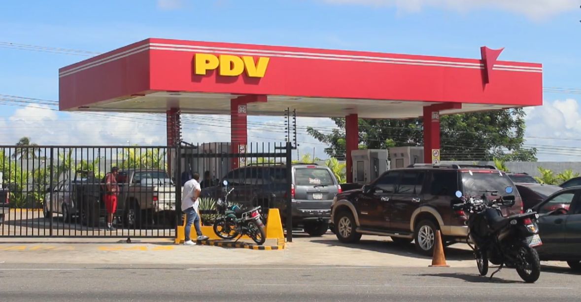 Reportan colas repentinas para abastecerse de gasolina este #4Sep en Ciudad Guayana