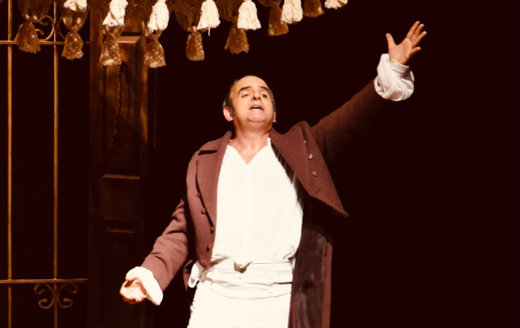 A petición del público: “Mi último delirio: Simón Bolívar” regresa al teatro