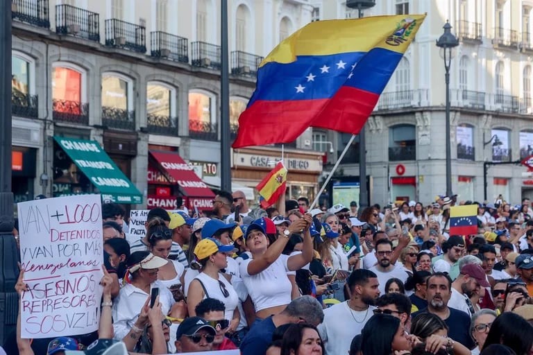 La población de venezolanos en España se multiplica por 30 desde que gobierna el chavismo