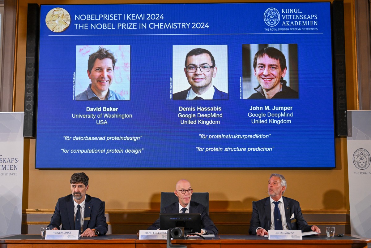 Premio Nobel de Química fue otorgado a David Baker, Demis Hassabis y John Jumper