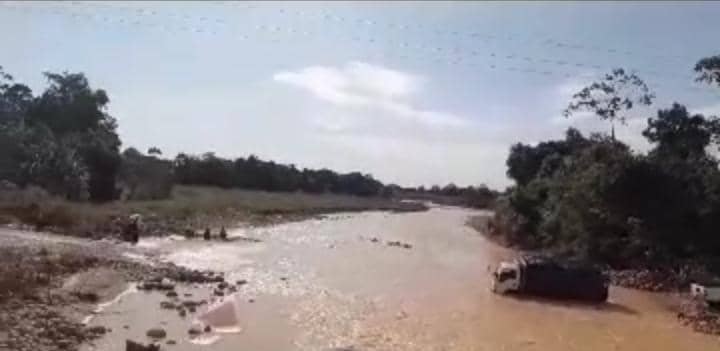 Sigue intransitable paso entre Apure y Táchira tras colapso del puente El Nulita en julio de este año