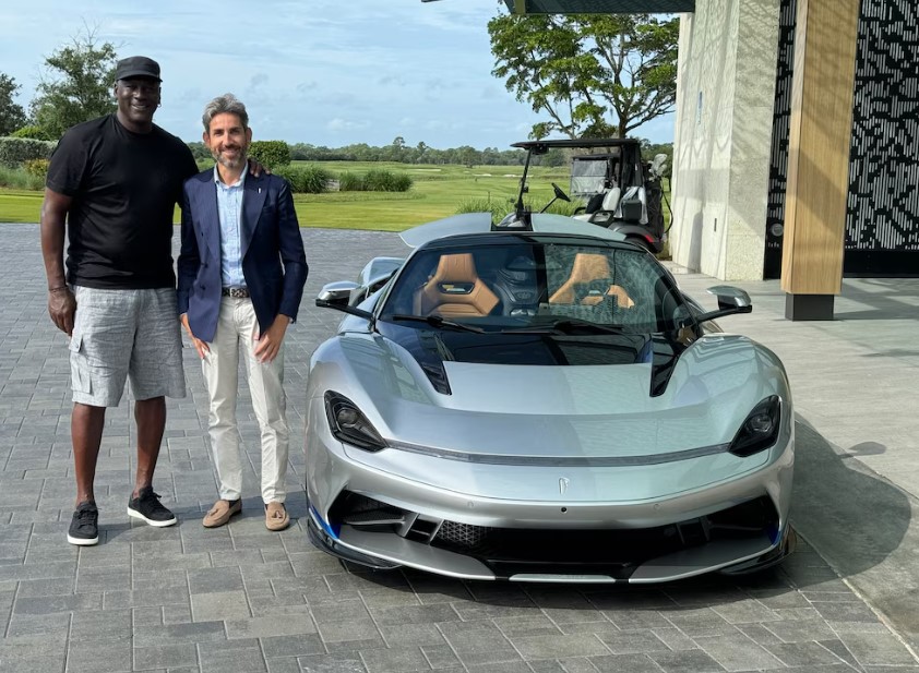 Los nuevos lujos de Michael Jordan: un avión de 70 millones de dólares y un auto que alcanza los 350 km/h