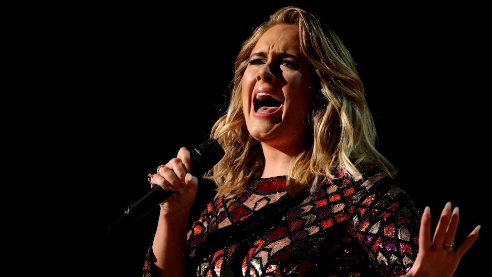 Justicia brasileña prohíbe reproducir en cualquier parte del mundo una canción de Adele