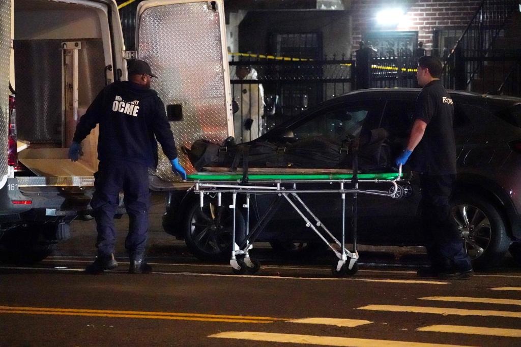 Baño de sangre en el Bronx: tres personas fueron halladas baleadas dentro de una casa (VIDEO)