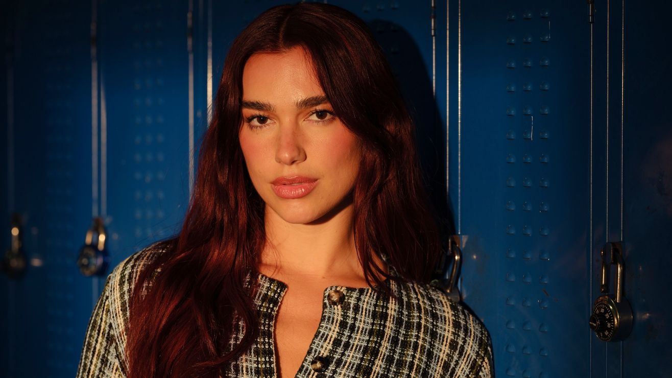 Dua Lipa sorprendió a todos con su inusual receta de una bebida (VIDEO)