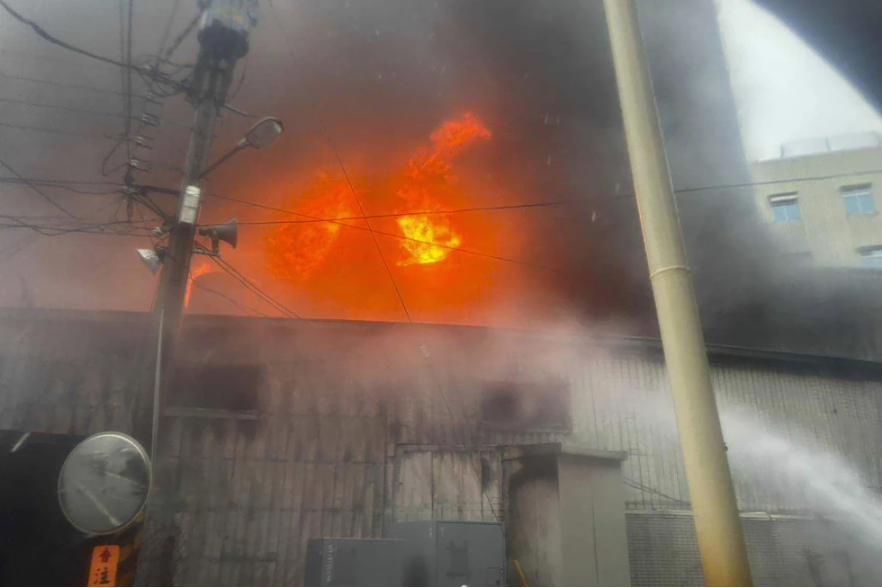 Al menos nueve muertos dejó incendio de un hospital en el sur de Taiwán