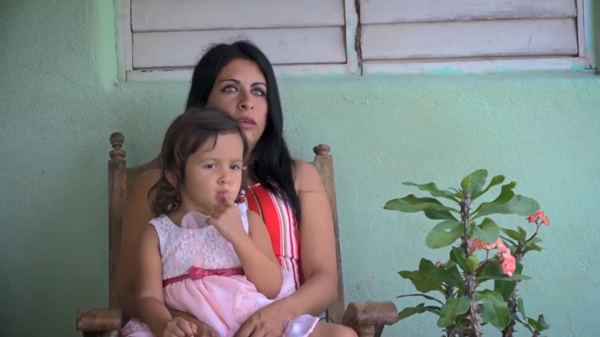 “Ella al desnudo”, documental que expone con crudeza el matrimonio infantil en Cuba