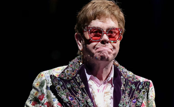 “Estoy atrapado”: Problema de salud ha paralizado la carrera musical de Elton John