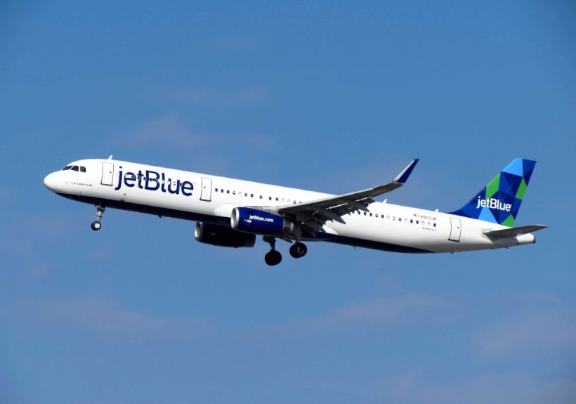 Avión de la compañía JetBlue fue tiroteado desde tierra en Puerto Príncipe