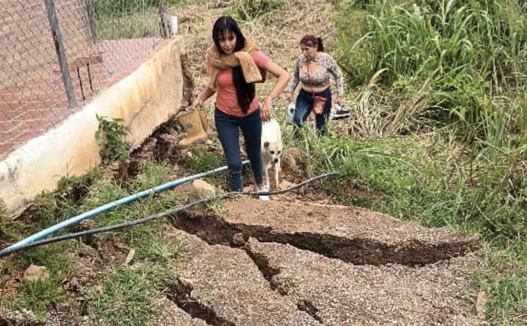 En San Diego – Rubio viven una emergencia sanitaria por aguas putrefactas