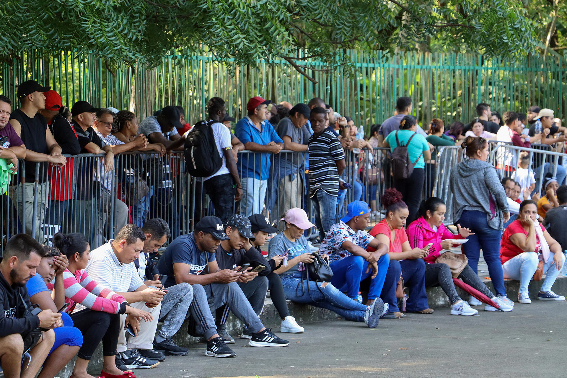 Migrantes temen quedar atrapados en la frontera sur de México tras la victoria de Trump