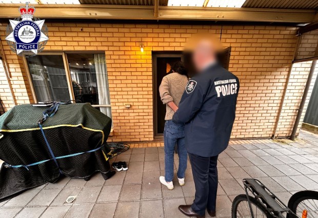 Segundo colombiano acusado en Australia por someter a servidumbre a varios venezolanos