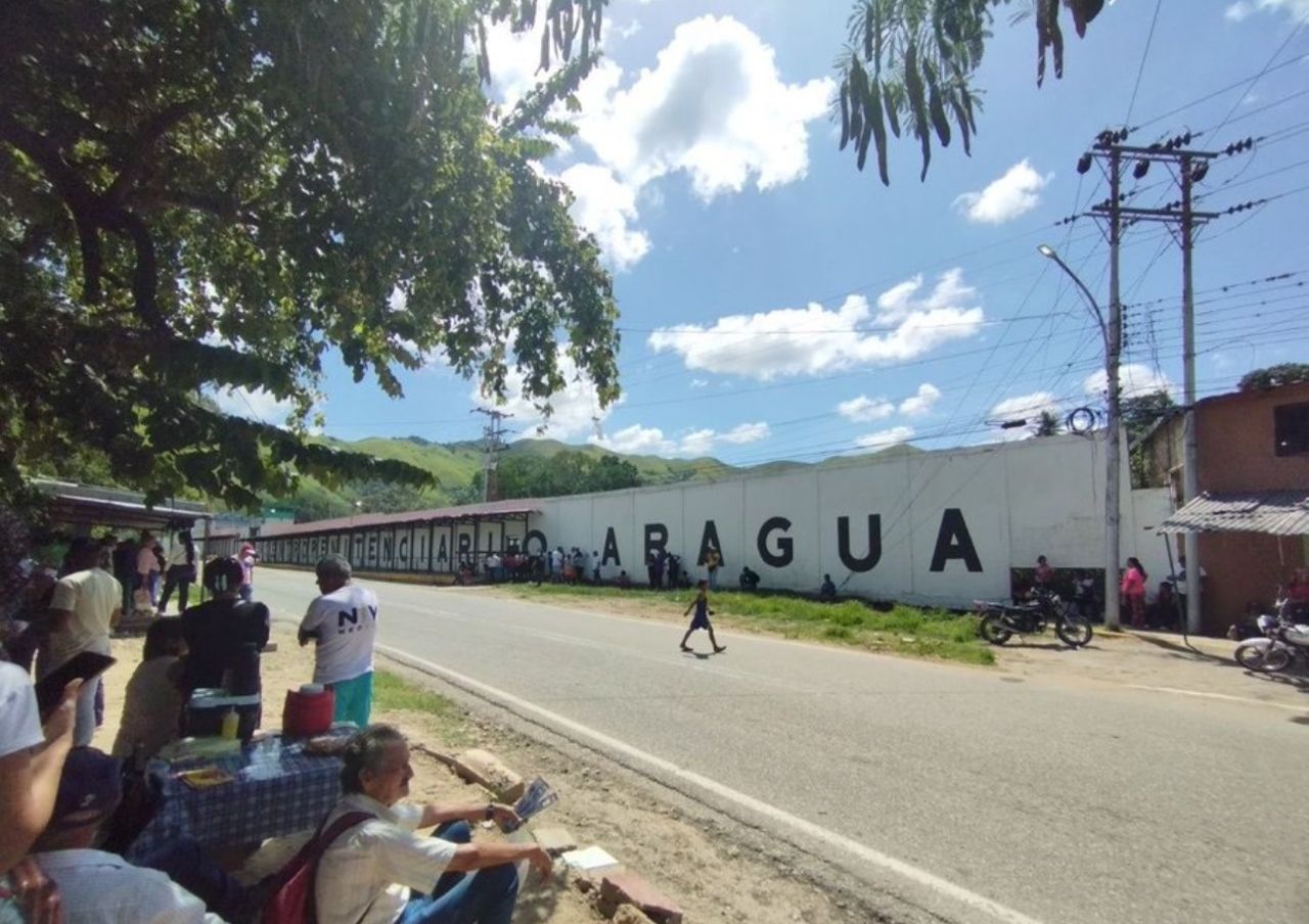 Adelanto de visitas a presos políticos genera alarma entre madres en Yare III, Tocorón y Tocuyito por Navidad