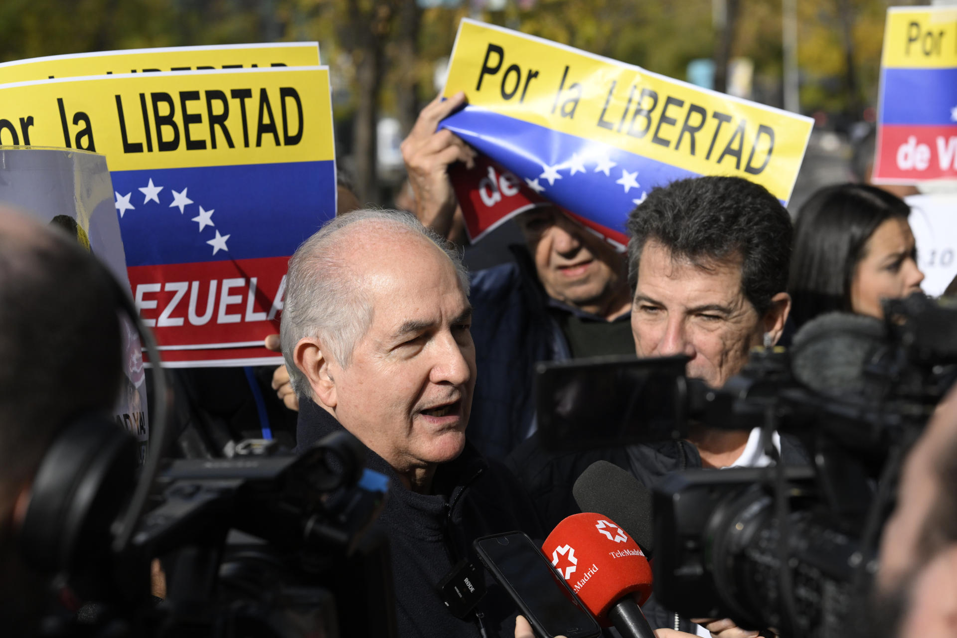 Antonio Ledezma espera que el “aldabonazo” del Congreso español repique en Moncloa