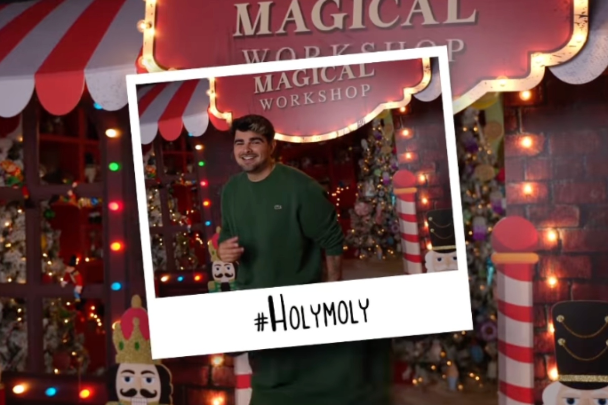 “Holy Moly Christmas”: Jonathan Moly viste de salsa los clásicos de la Navidad