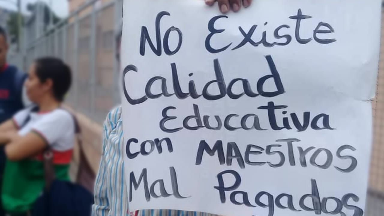 Venezuelan university professors are the poorest and worst paid in Latin America