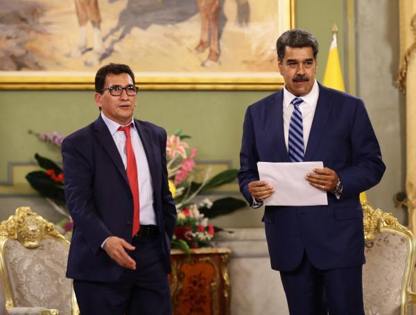 La invitación del régimen chavista y las dos demandas que le llegaron al embajador de Colombia en Venezuela