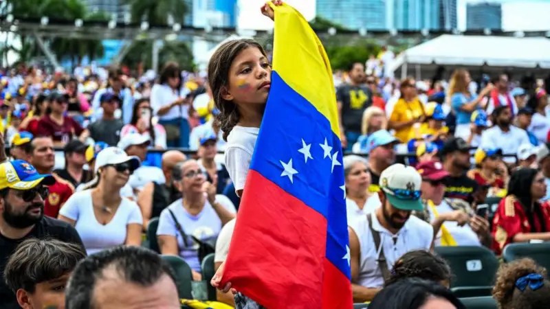 Cómo afecta a los venezolanos la anulación de la extensión del TPS en EEUU