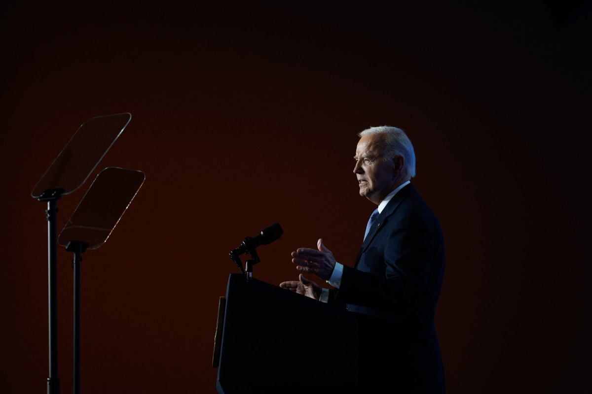 Biden concede indultos preventivos a posibles blancos de Trump