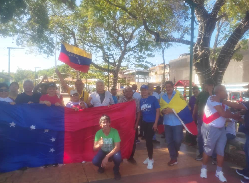 Manifestantes defendieron su punto de encuentro ante uniformados en San Fernando de Apure (VIDEO)