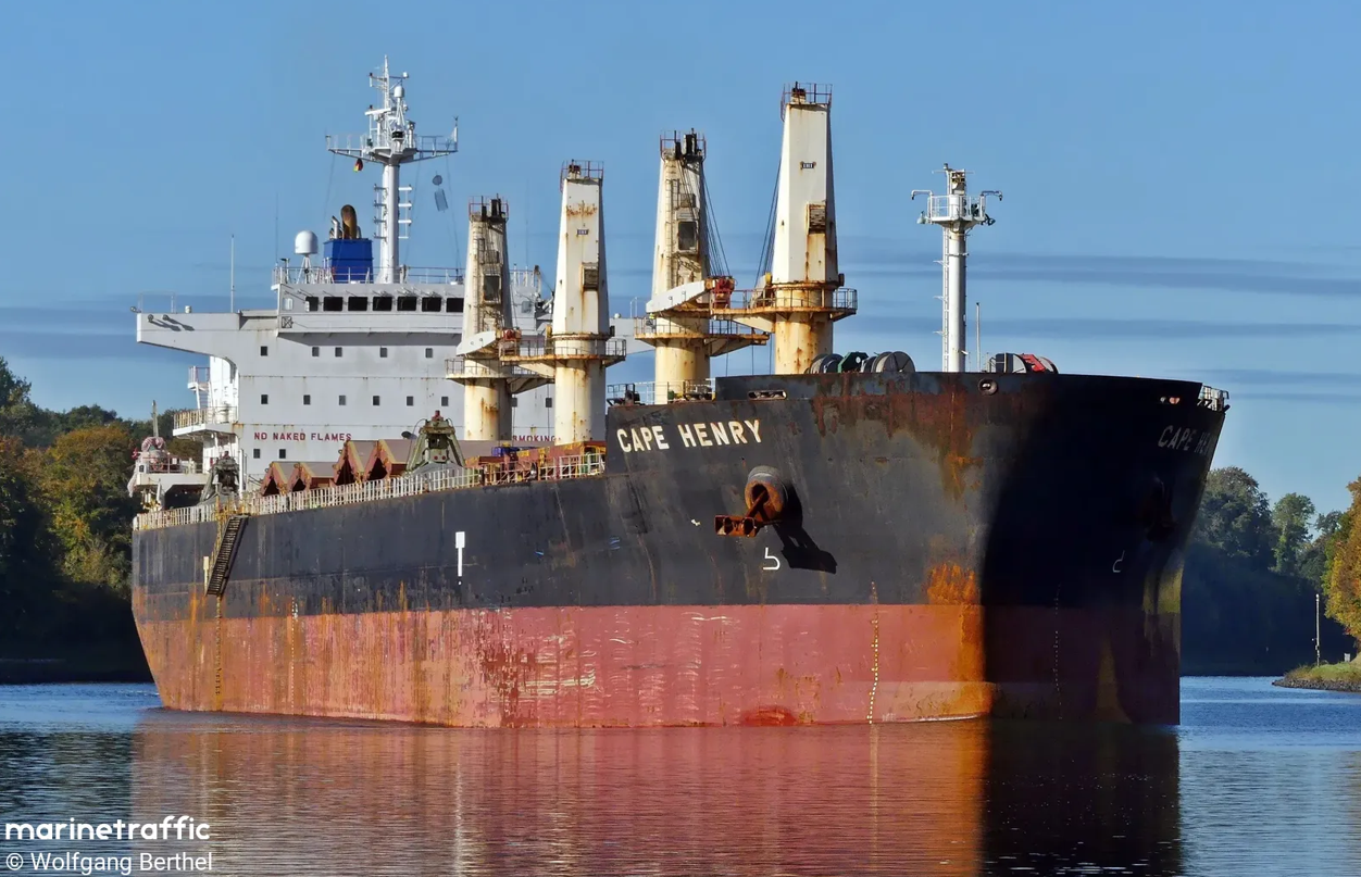 Cable submarino entre Suecia y Letonia sufrió daños al paso de un “buque sospechoso”