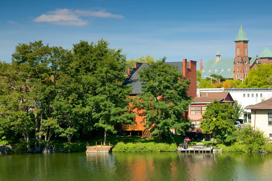 El secreto que convirtió a este pueblo de Nueva York en uno de los destinos más deseados