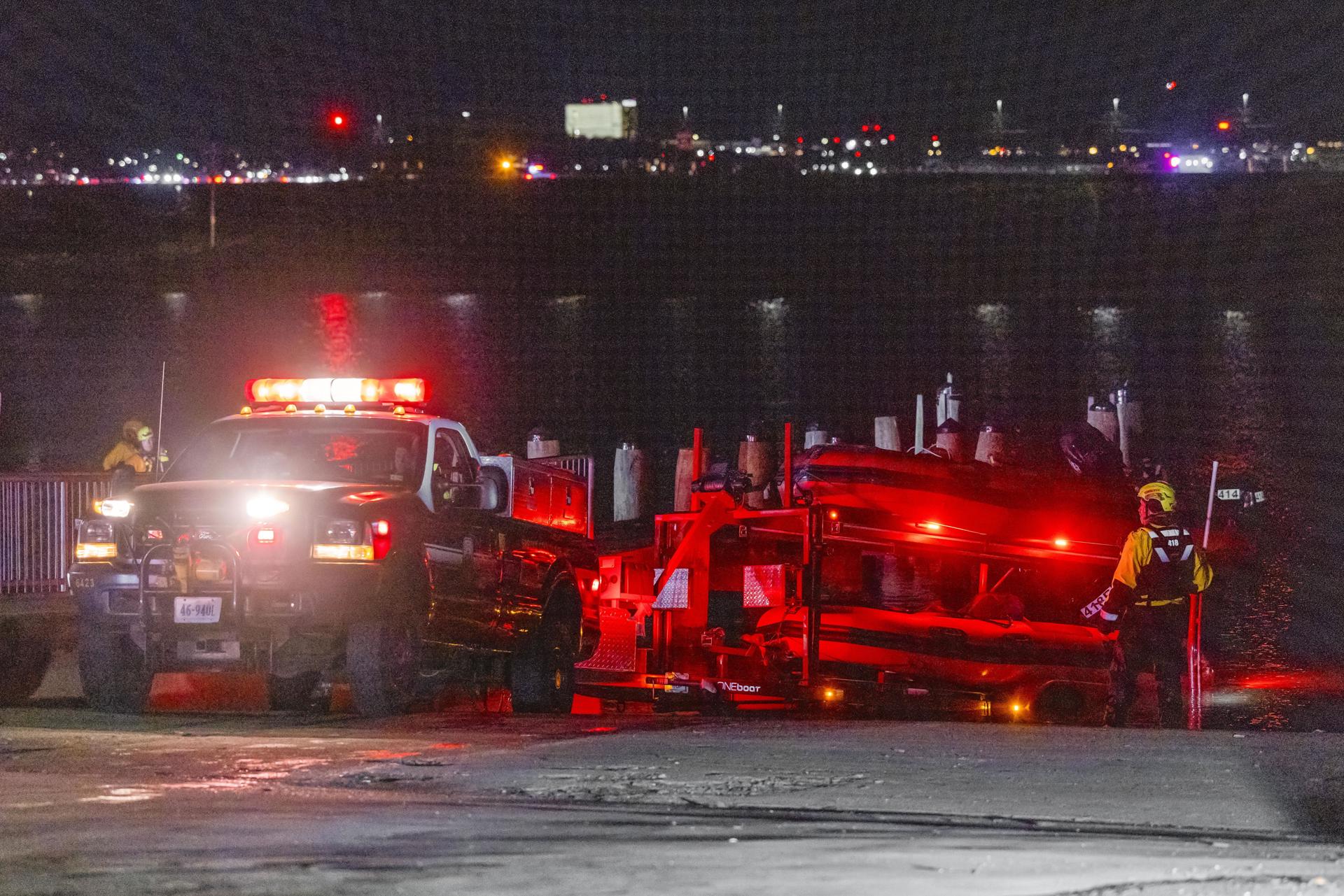 Helicóptero que chocó contra un avión en Washington realizaba un vuelo de entrenamiento