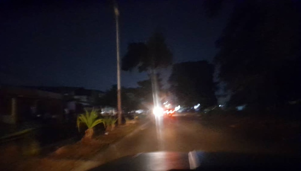 Apagón en sector Los Pozones de Barinas duró hasta la madrugada de este #10Ene