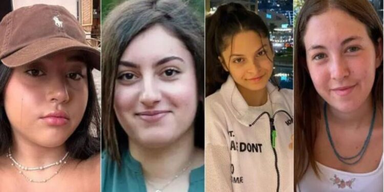 Quiénes son Karina, Danielle, Naama y Liri, las cuatro mujeres soldado liberadas por Hamás