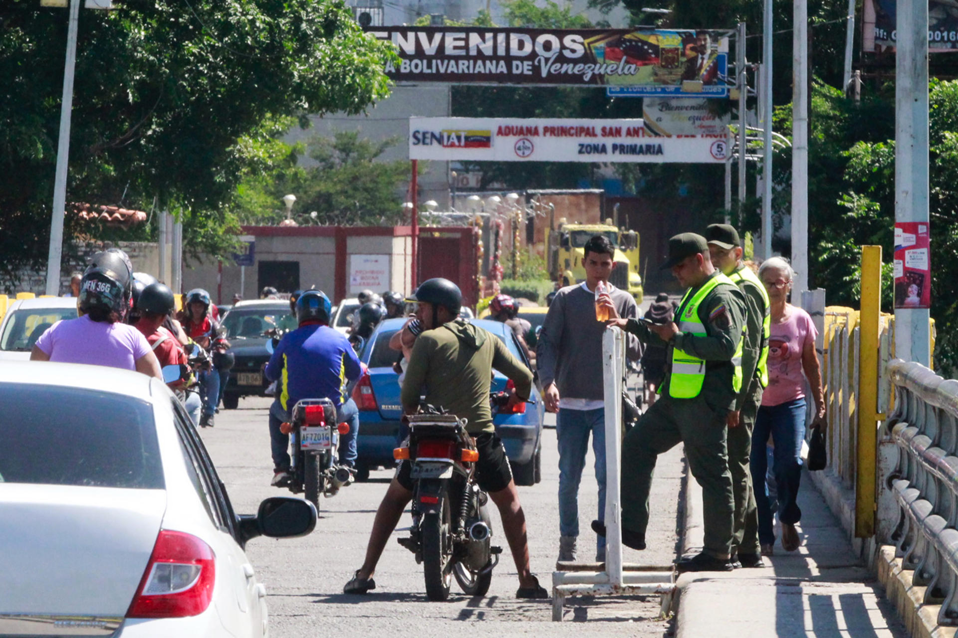 Tensión en la frontera entre Venezuela y Colombia a tres días de investidura presidencial