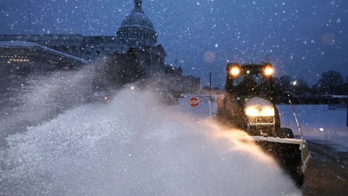 Tormentas invernales se intensifican desde Texas hasta Carolina del Norte