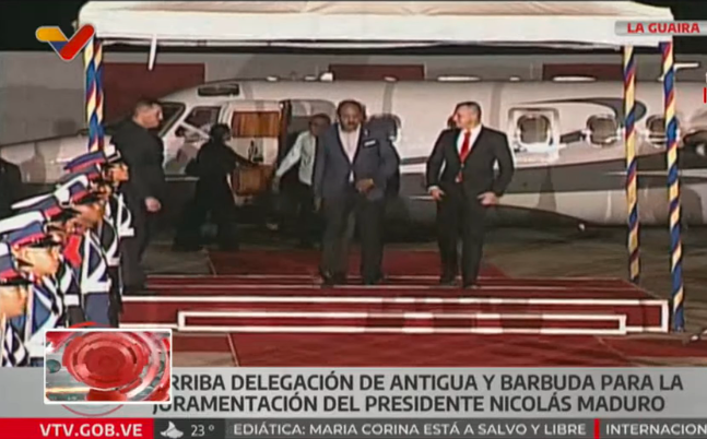 Delegación de Antigua y Barbuda llegó a Venezuela para supuesta investidura de Maduro el #10Ene