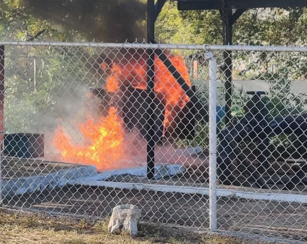 Incendio en la Barbacoa-Capiricual en Anzoátegui podría ser explosión de tubería de gas