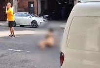 VIDEO: Mujer se tiró de un balcón semidesnuda y denunció que su pareja la prostituía