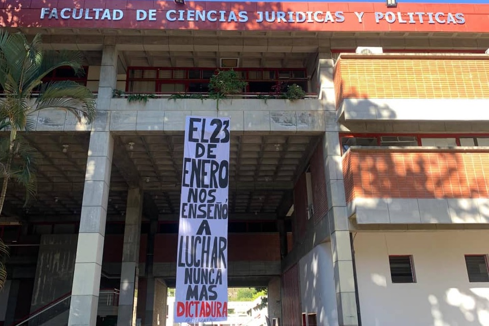 “El 23 de enero nos enseñó a luchar”: el mensaje que apareció en la ULA