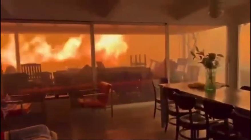 Incendio en Los Ángeles: VIDEO aterrador muestra a dos hombres y un perro atrapados en una casa