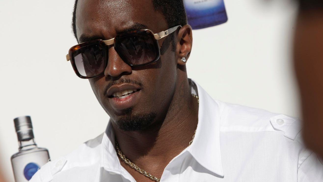 Sean “Diddy” Combs enfrenta nueva demanda por abuso sexual de una joven de 16 años