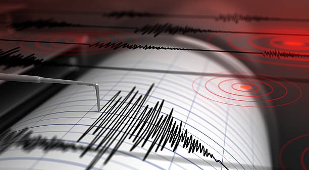 Sismo de magnitud 4.3 sacudió el centro de Perú este #31Ene