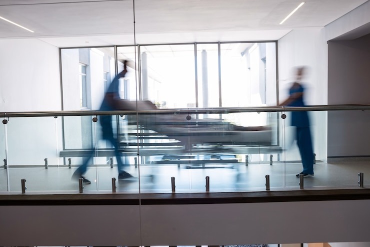 Mujer con cáncer terminal murió en un hospital y más de 20 médicos se intoxicaron con su cadáver