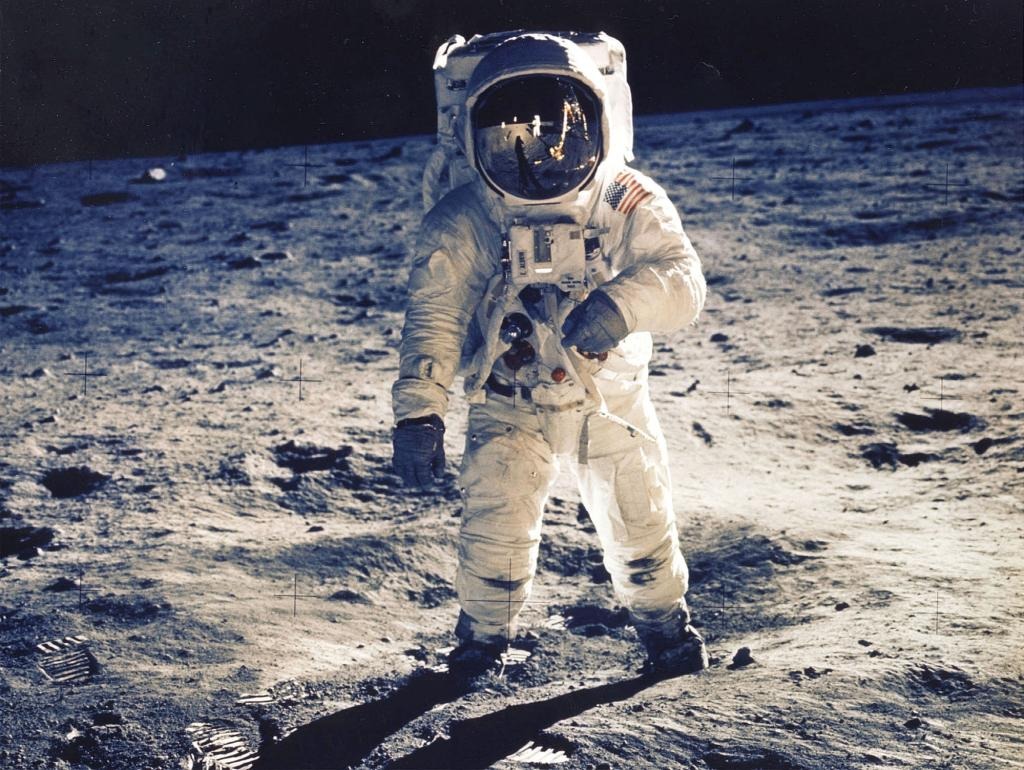 Nasa ofrece millonario premio a quien pueda inventar solución para “reciclar” excrementos en la Luna