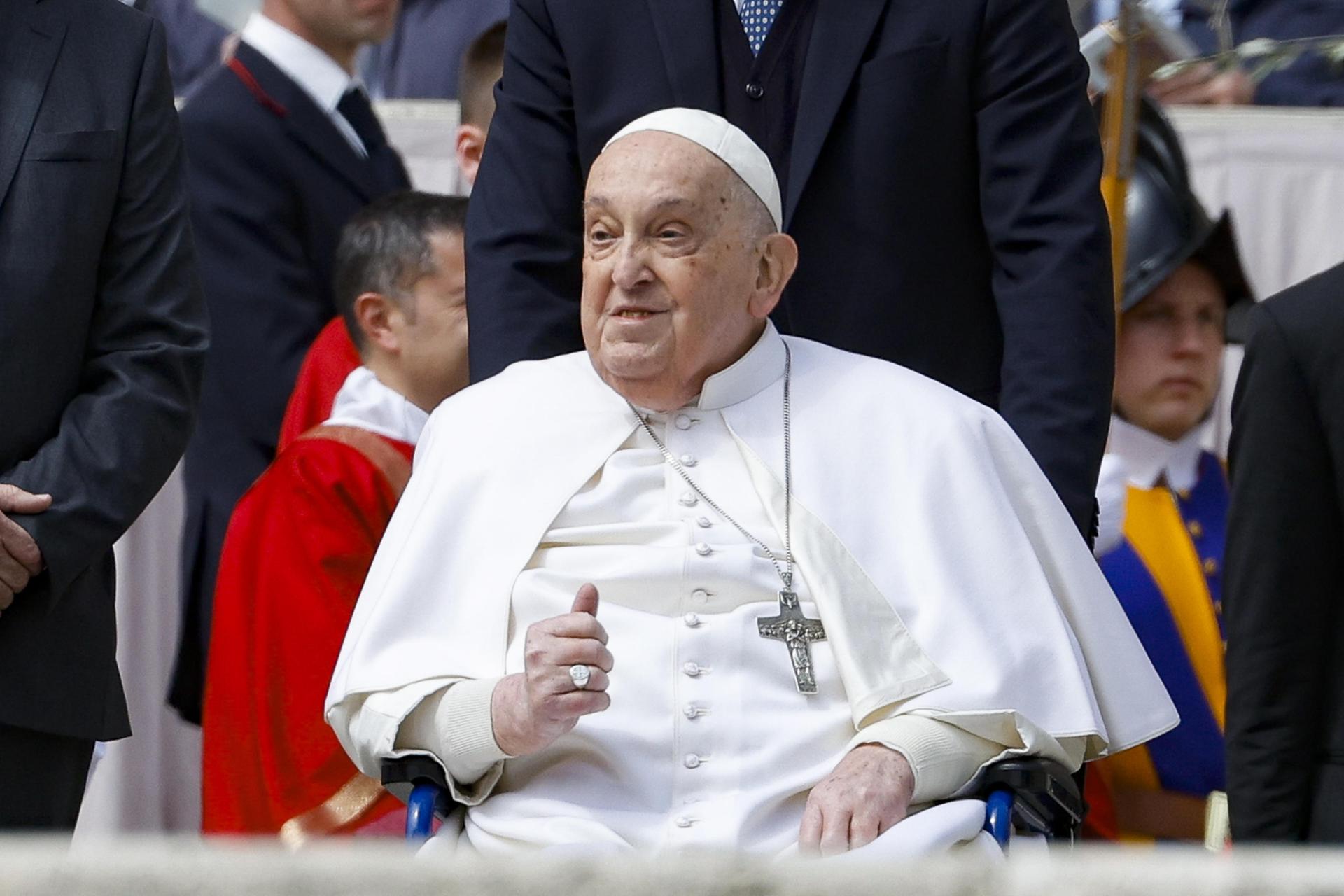“Las dictaduras no sirven”: las últimas frases impactantes del papa Francisco sobre la crisis en Venezuela